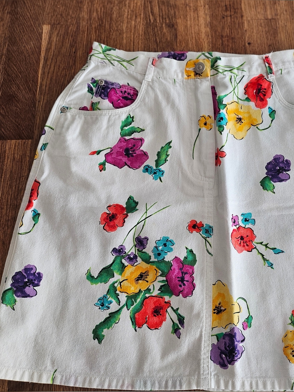 Vintage Carole Little White Floral Skirt with Purple, Red and Yellow Blooms